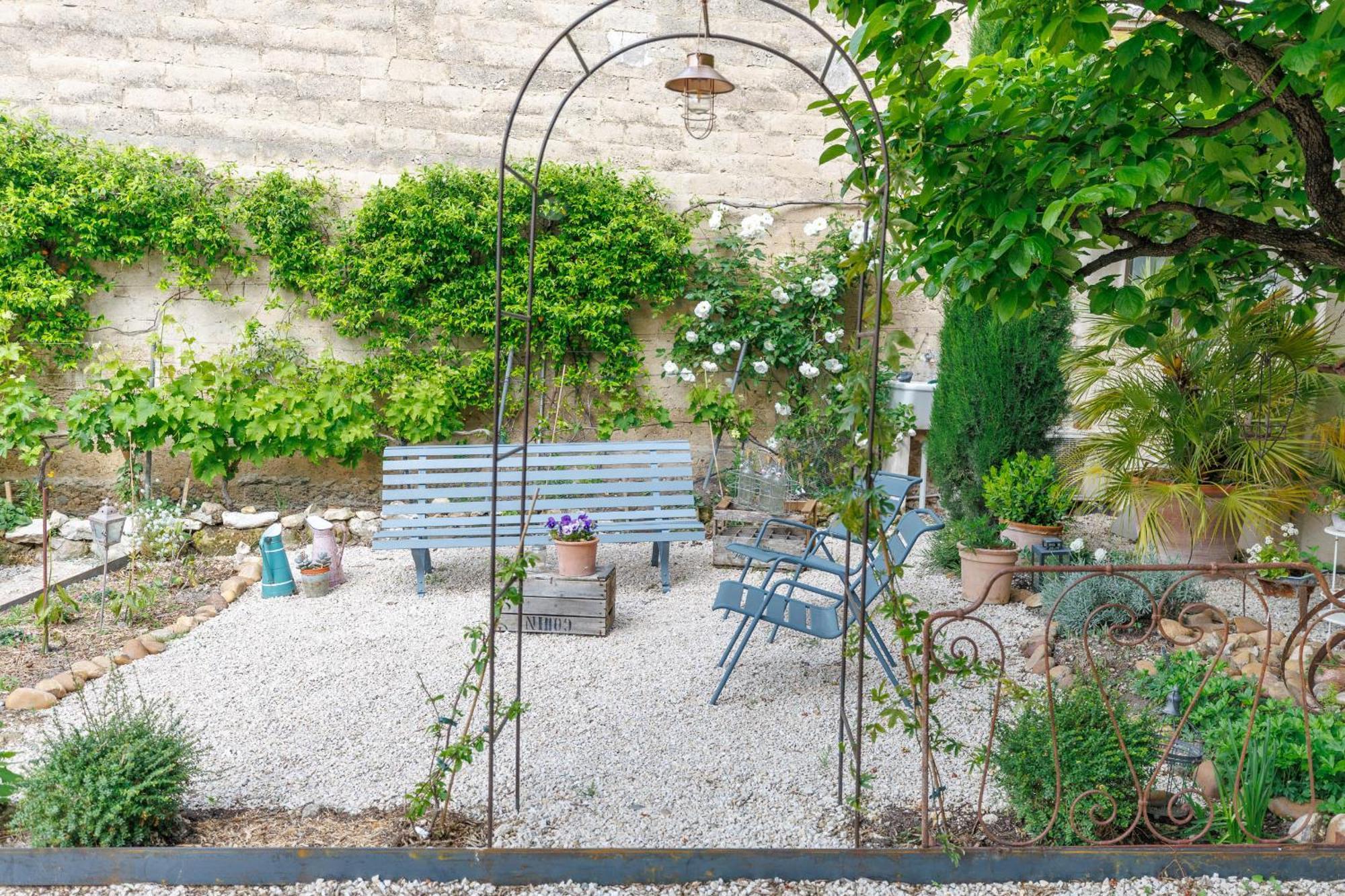 Chambres D'Hotes L'Oreliane En Provence Only Adult Chateauneuf-de-Gadagne Ngoại thất bức ảnh